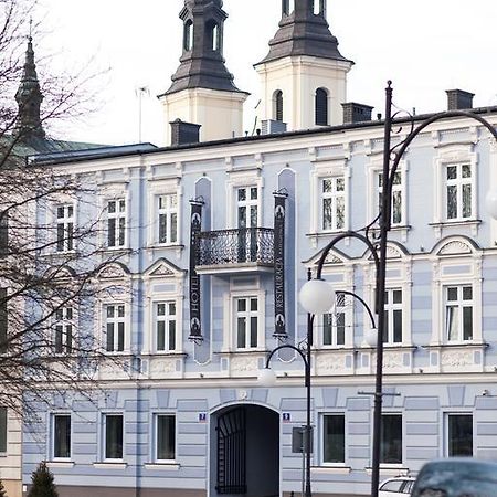 Pod Ratuszem Wieluń Exterior foto