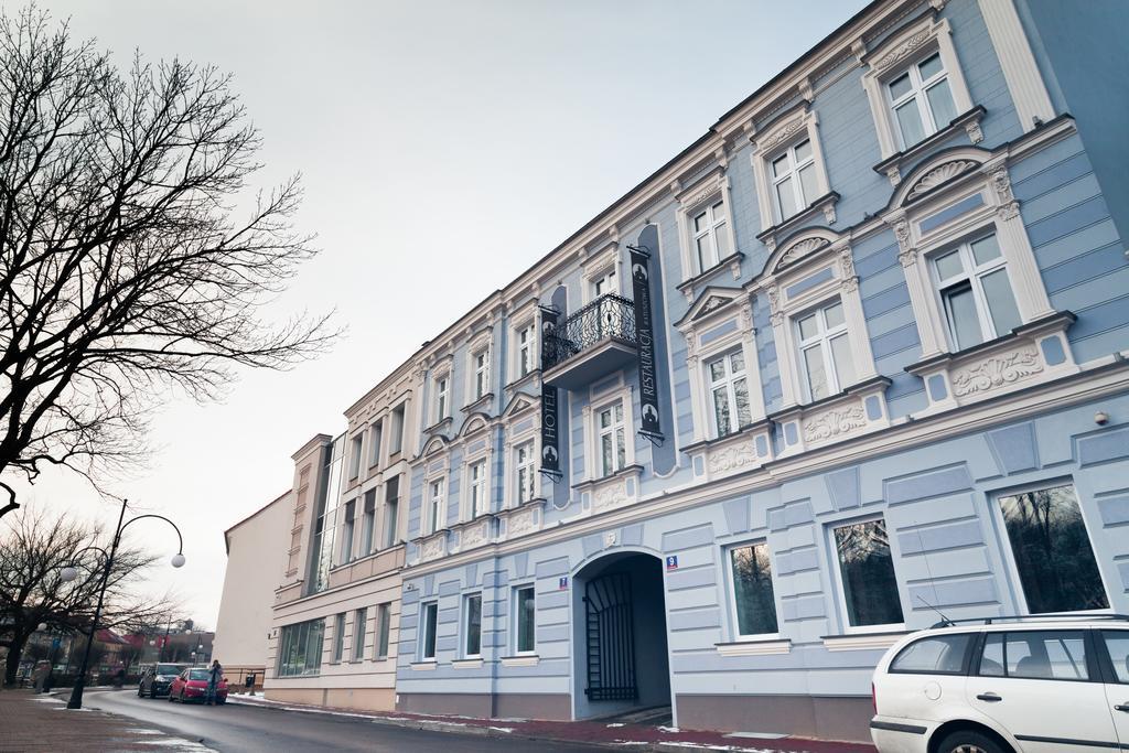 Pod Ratuszem Wieluń Exterior foto